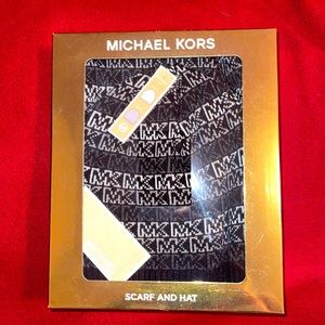 Michael Kors Hat And Scarf Set